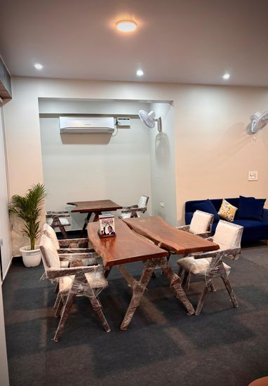 White Collar Coworks